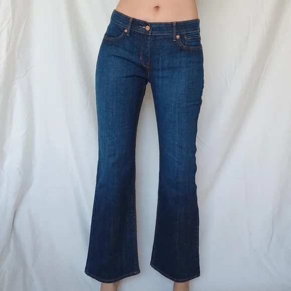 Levi's Dark Wash Mid Rise Boot Cut Flared Jeans - Picture 3 of 3